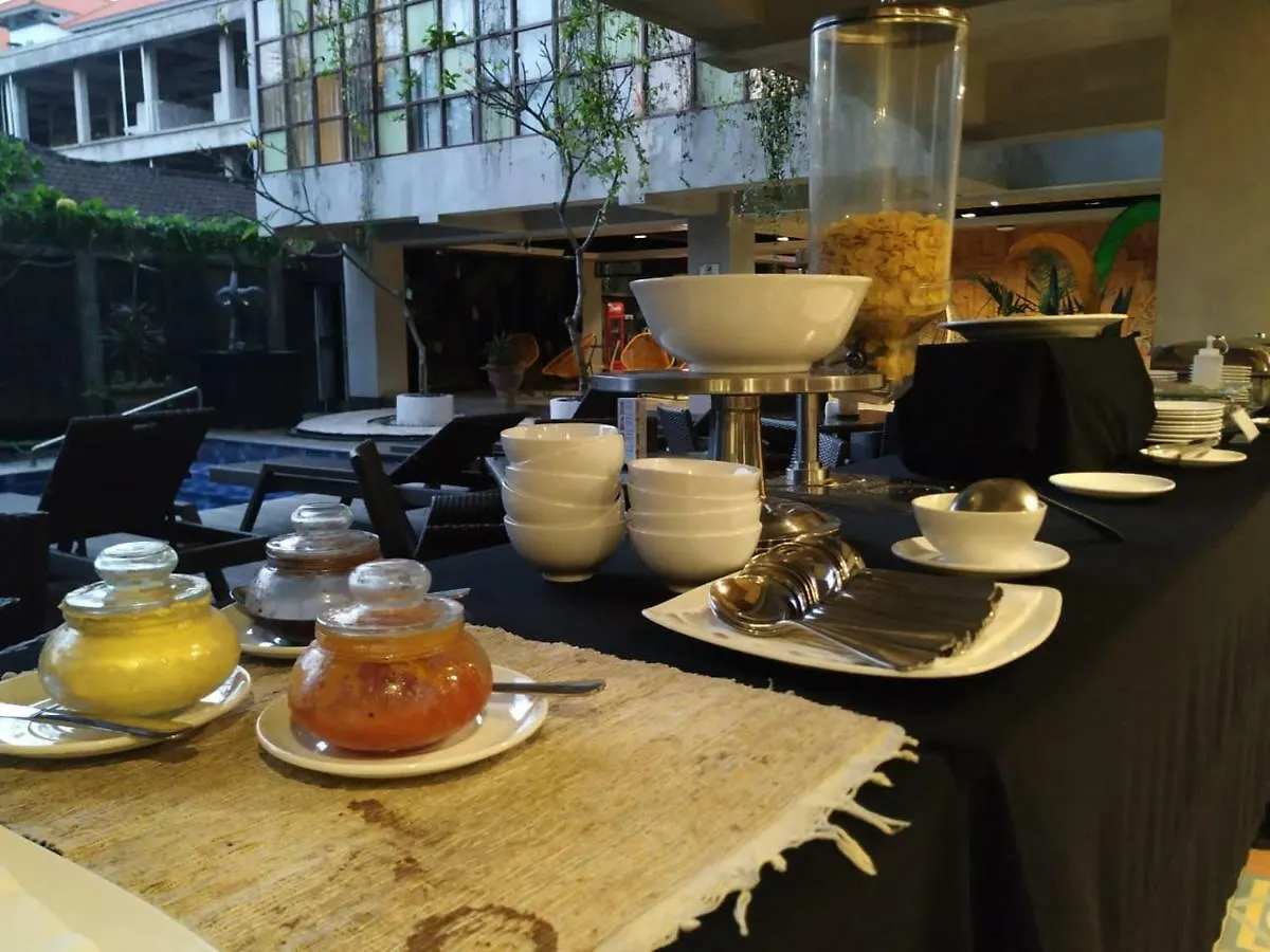 Serela Legian By Kagum Hotels 3*,